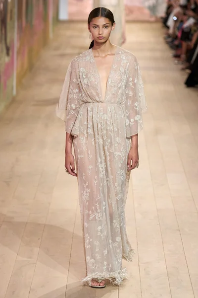 Look 61